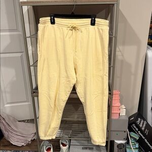 PINK Victoria's Secret Pale Yellow Campus Jogger Sweatpants